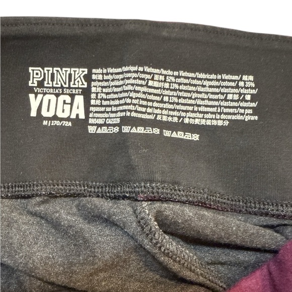PINK Victoria's Secret Black Leggings with Stretchy Fit and Bold Branding - Picture 5 of 6